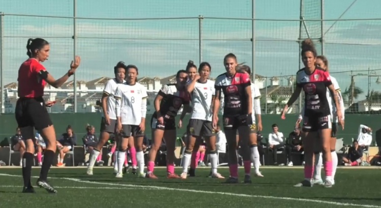  唐佳麗梅開二度、邵子欽破門，中國女足3-2擊敗Alhama俱樂部女足