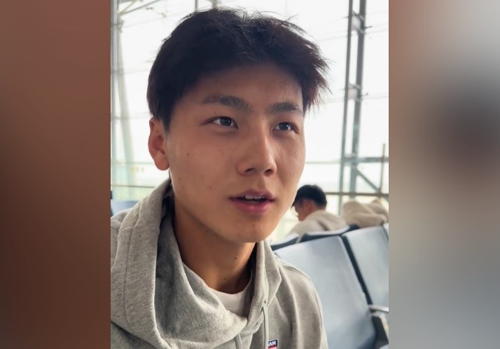  為何半場過后不久被換下？毛偉杰：兩條腿特別緊，李導(dǎo)怕我受傷