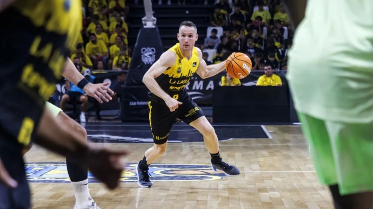 NBA初代老六，42歲進(jìn)入生涯巔峰？！