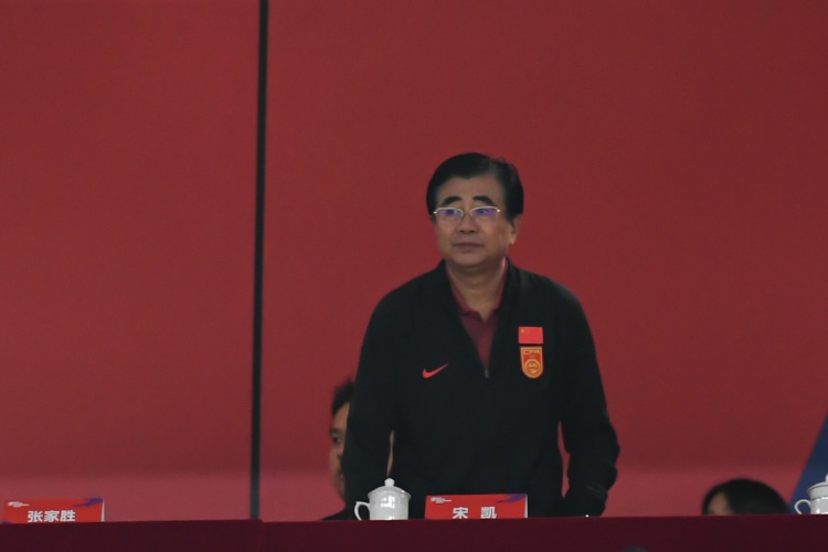  北青體育：宋凱、許基仁探班U20國青，將全程陪伴征戰(zhàn)U20亞洲杯